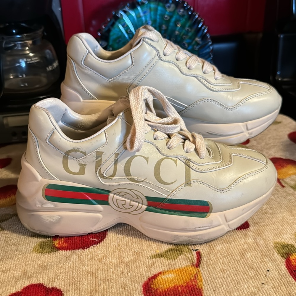 Gucci Sneakers